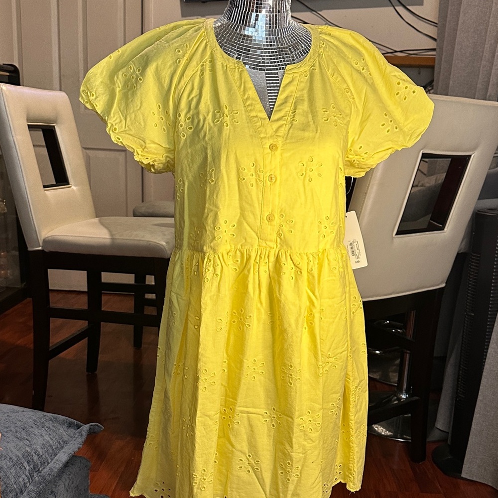 Yellow Eyelet Flutter-Sleeve Women's Dress